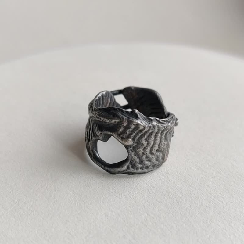 925银手工天然肌理铆钉纯银做旧戒指 约12-13号可戴 - 戒指 - 纯银 银色