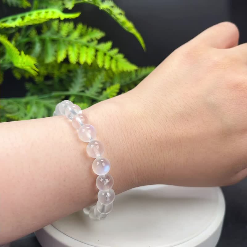 精品天然蓝月光石手串8.5mm冰透干净颗颗蓝光女单圈静谧优雅浪漫 - 手链/手环 - 宝石 蓝色