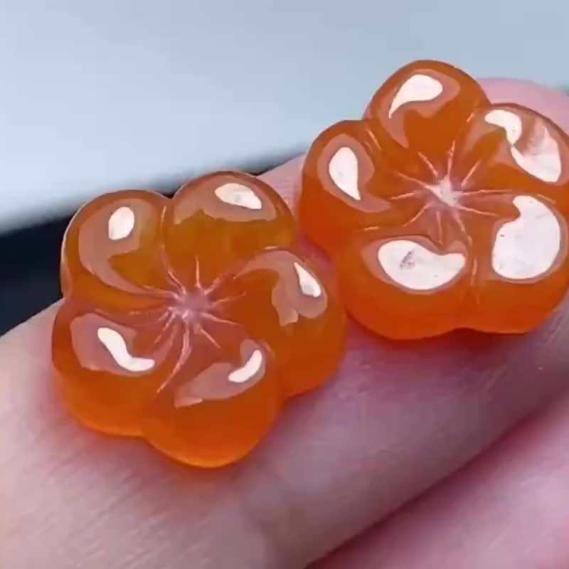 冰种翡翠天然翡翠A吊坠戒指耳环 • 冰种红翡翠花朵裸石 - 戒指 - 玉石 红色