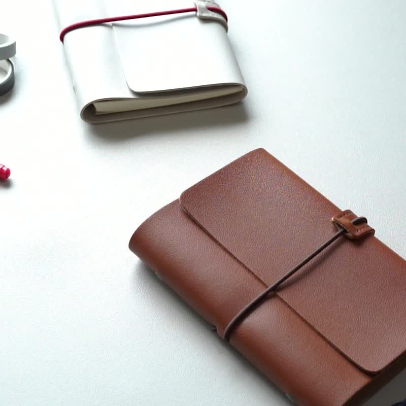 免费蚀刻 HILMYNA Twelve Notebook BM1 A6 可补充内页 都会色系 - 笔记本/手帐 - 人造皮革 多色