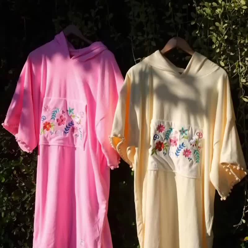 2024 限量粉色毛巾衣  Beach & Home COZY HOODIE - 毛巾浴巾 - 其他人造纤维 粉红色