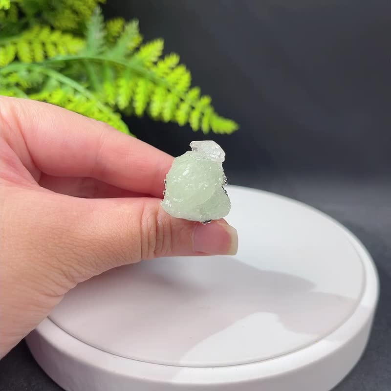 独特绿色水晶活口戒指 星光闪片随形原石标本矿物手工指环 S925银 - 戒指 - 水晶 绿色