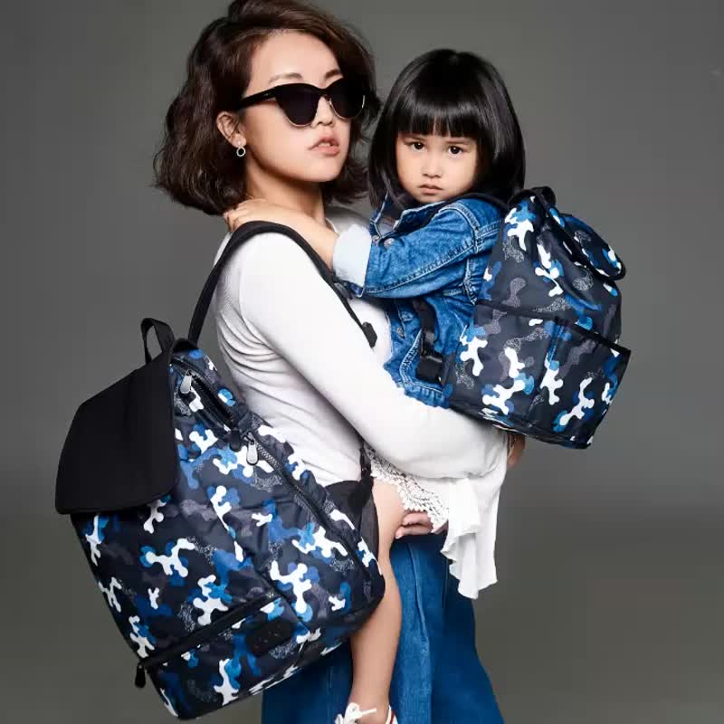 【轻量防水后背包】时尚都会包 | 湛蓝迷彩鹿角森林 (妈妈包) - 电脑包 - 防水材质 蓝色
