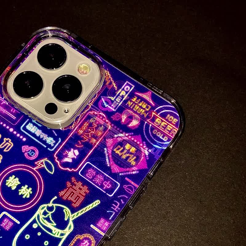 复古霓虹 动感 iPhone 保护贴 - 手机壳/手机套 - 塑料 多色