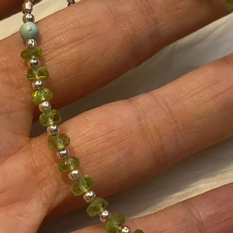 天然 橄榄石 手链 天然宝石手串 尼泊尔 手工制 925纯银 - 手链/手环 - 半宝石 绿色