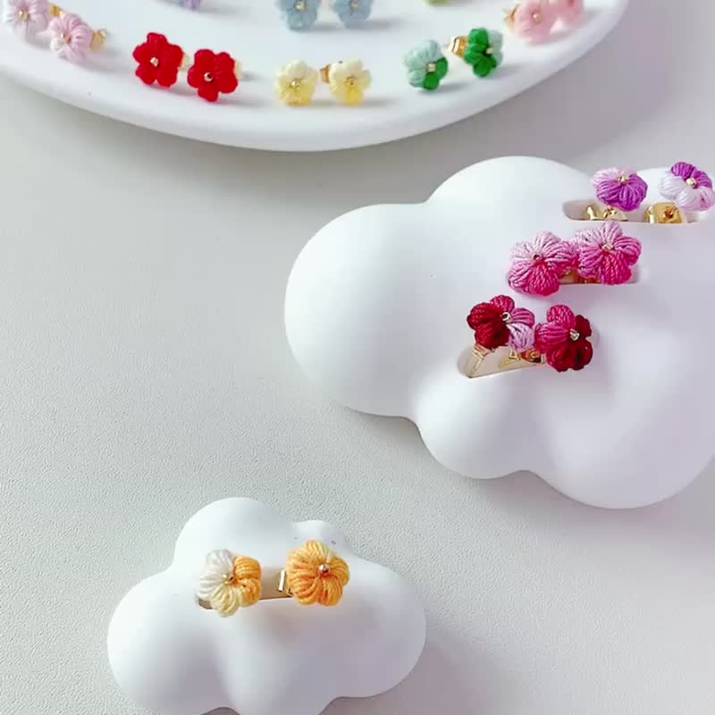 微鈎编织泡芙花耳环 I针织 钩织 - 耳环/耳夹 - 绣线 多色