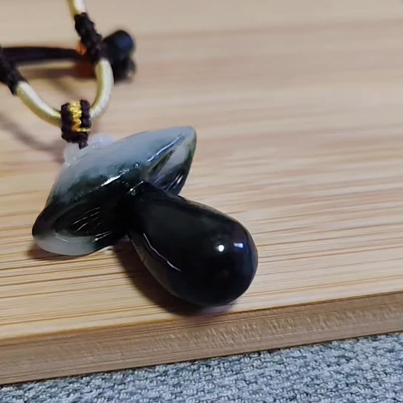 【亲翠】天然翡翠 冰黑白乌鸡种巧色蘑菇调整式绳链 - 项链 - 玉石 黑色