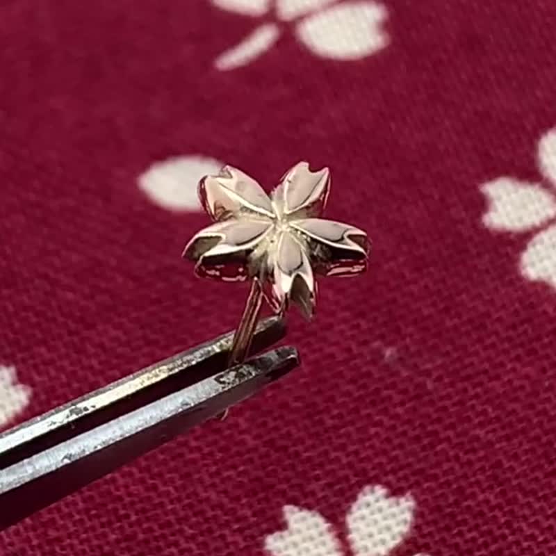 K10 纯金樱花耳环 日本制造 - 耳环/耳夹 - 玫瑰金 金色
