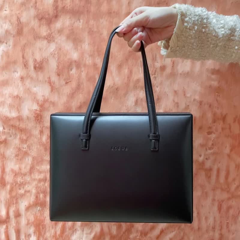 复古 LOEWE 邮差手提包 中款 黑色 Box Calf 皮革 Museum Collection - 手提包/手提袋 - 真皮 黑色