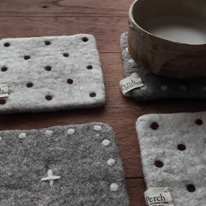 100%Wool 日系简约方形杯垫_公平贸易 - 杯垫 - 羊毛 卡其色