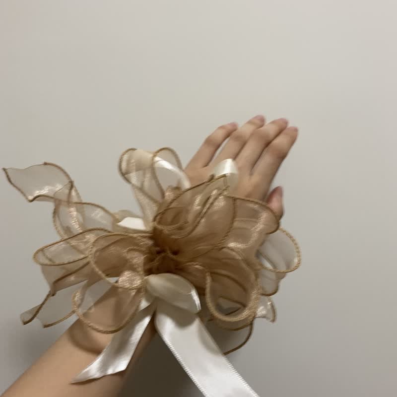 啡色 蝴蝶结 编织 发圈  手腕花 新娘  【亮光丝】 - 发饰 - 其他人造纤维 卡其色