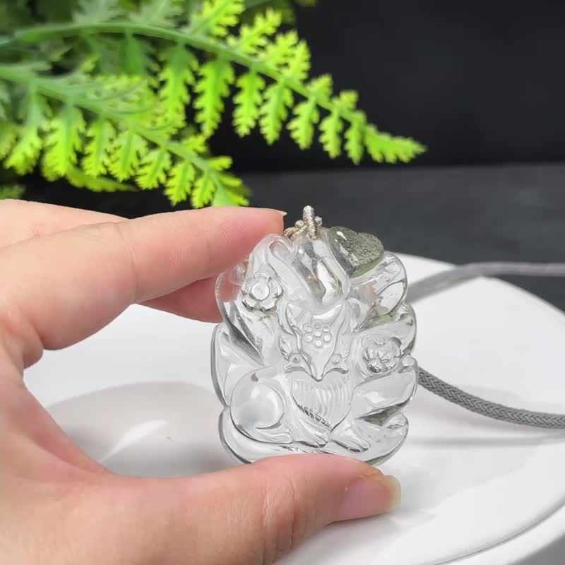 精品绿色幻影幽灵水晶吊坠项錬冰透净体满天星立体手雕爱心九尾狐 - 项链 - 水晶 绿色