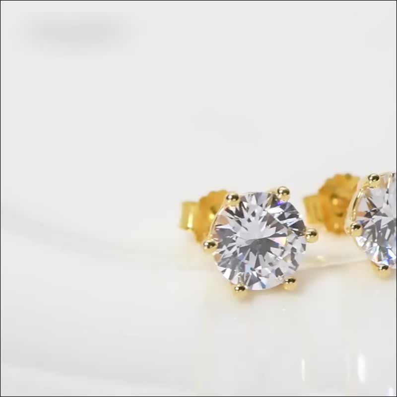 莫桑石 莫桑钻  0.5-3克拉经典耳环 台北门市 定制化订制白金 - 耳环/耳夹 - 其他材质 