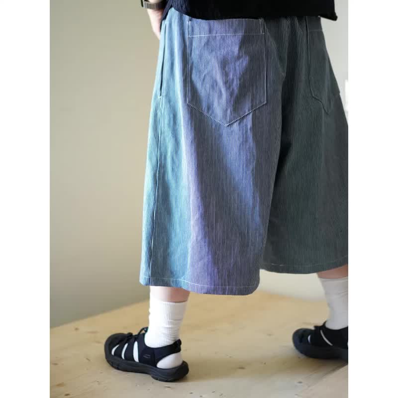 厚磅直纹牛仔蓝七分宽裤 - 女装短裤 - 棉 