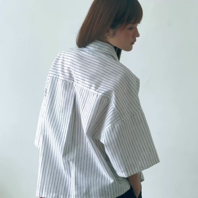 白色条纹-超大短袖衬衫 - 女装衬衫 - 棉．麻 白色
