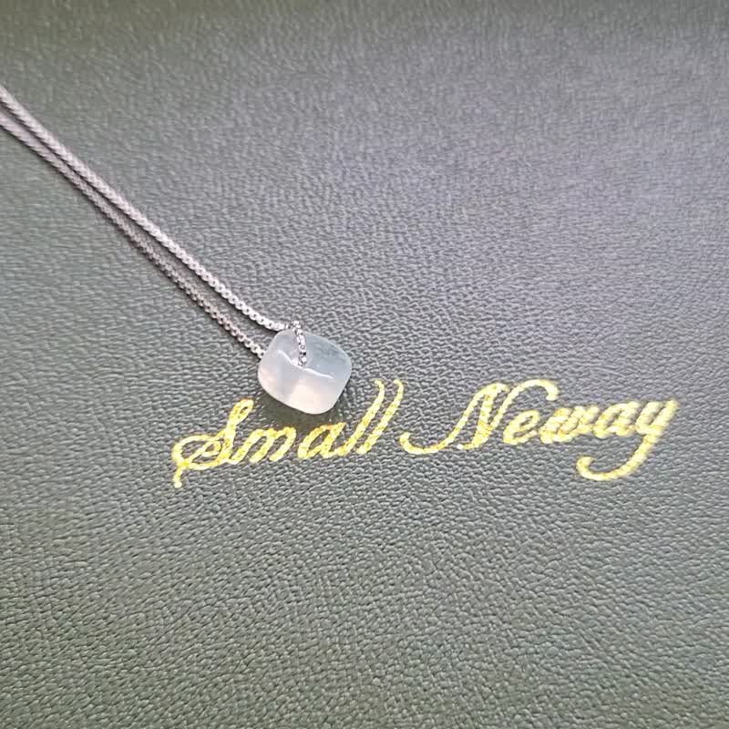 亲翠 天然翡翠 白高冰种水起刚原石纯银萧邦锁骨链 极简低调原石 - 项链 - 玉石 白色