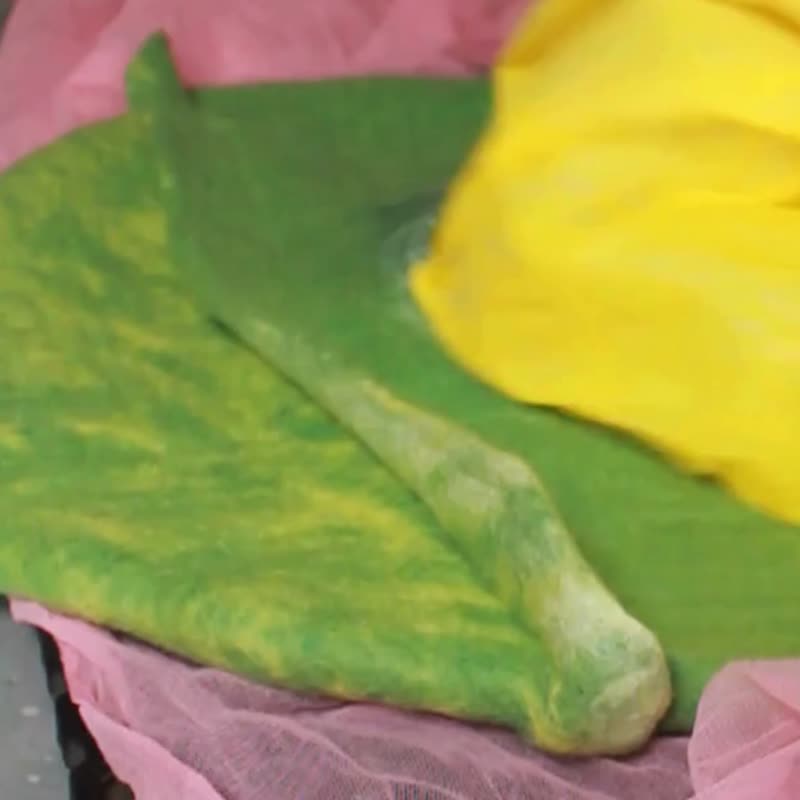 蘑菇羊毛毡猫窝 手工制作现代宠物床 羊毛宠物床 - 床垫/笼子 - 羊毛 白色