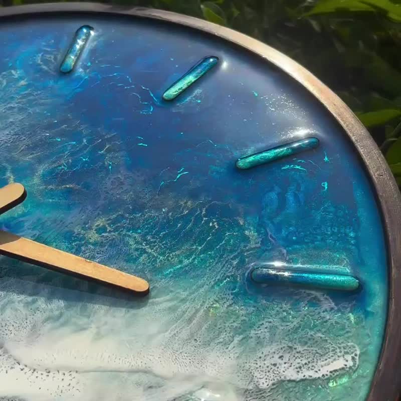 【海洋艺术钟】深海梦幻蓝金手工画环氧树脂圆木挂钟 - 时钟/闹钟 - 树脂 