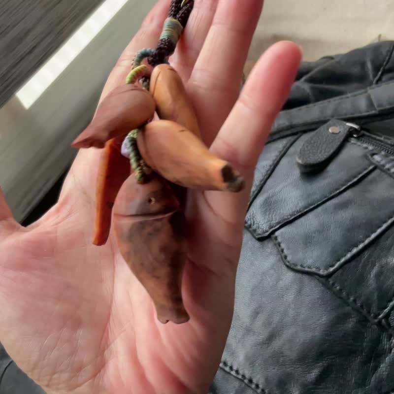 【六尾丰收】桧木吊饰 钥匙圈 背包挂饰 - 钥匙链/钥匙包 - 木头 多色