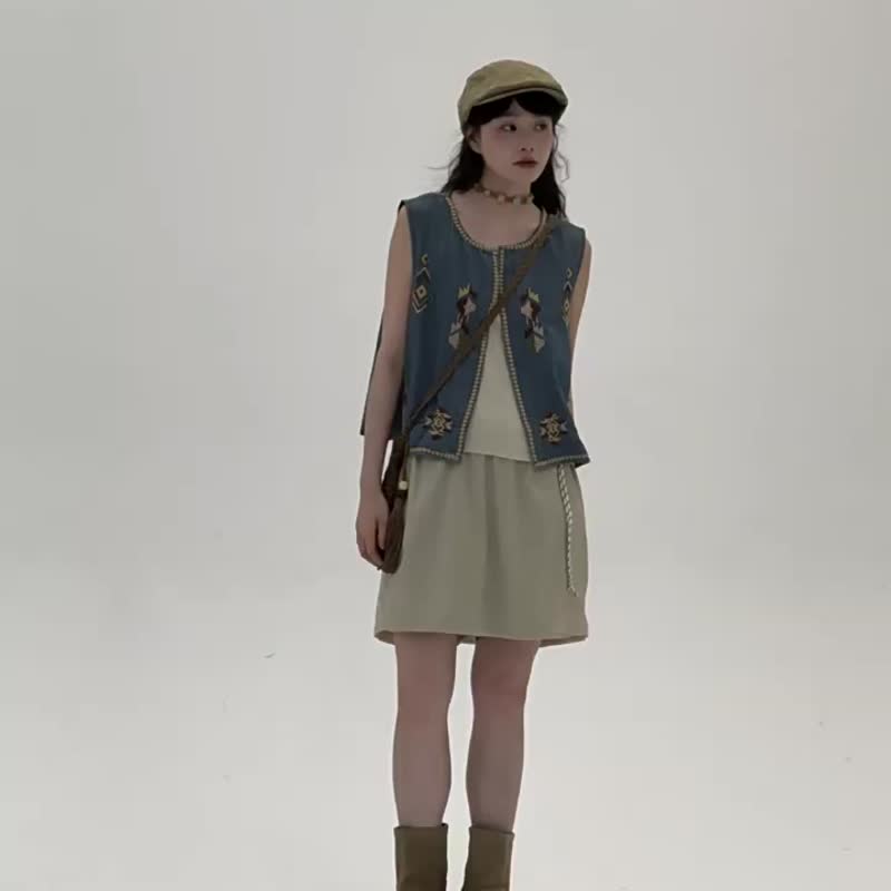 民族風刺繡牛仔馬甲 西部風無袖寬松馬夾上衣 - 女装背心 - 棉．麻 蓝色