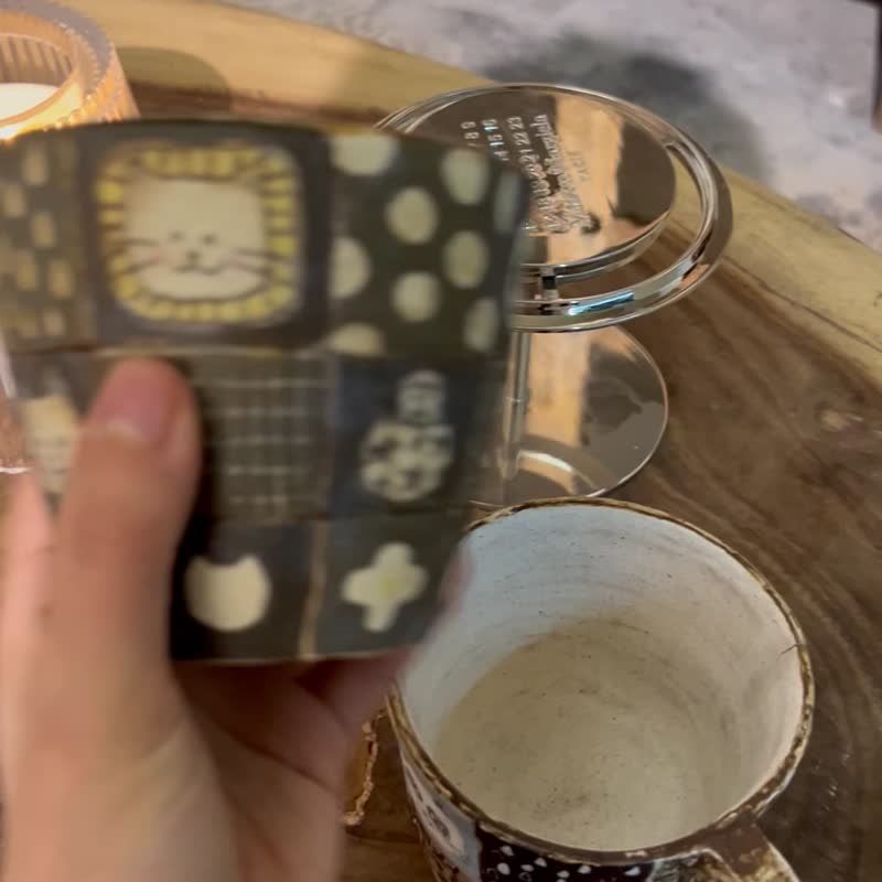 全手工刻绘格子猫咪手握直筒咖啡杯 300-400ml - 其他杯子 - 陶 