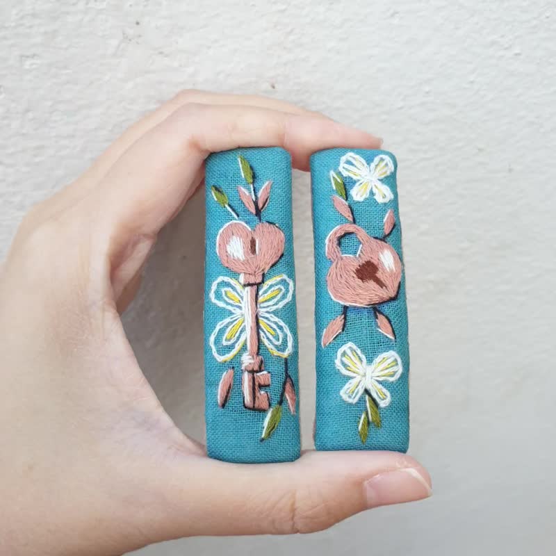 手工刺绣雪人发夹 ( 两入组 ) - 发饰 - 亚麻 白色