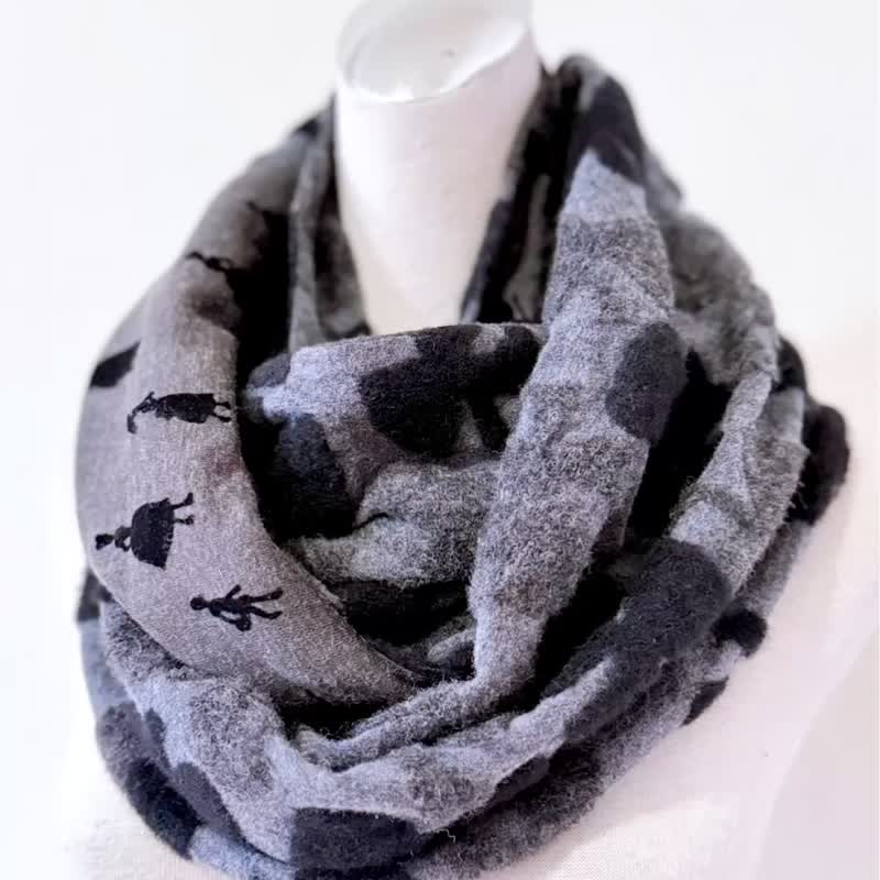 纯手作灰色蝴蝶结黑色植绒欧风仕女剪影轻柔保暖多用途脖围 围脖 - 围巾/披肩 - 羊毛 灰色