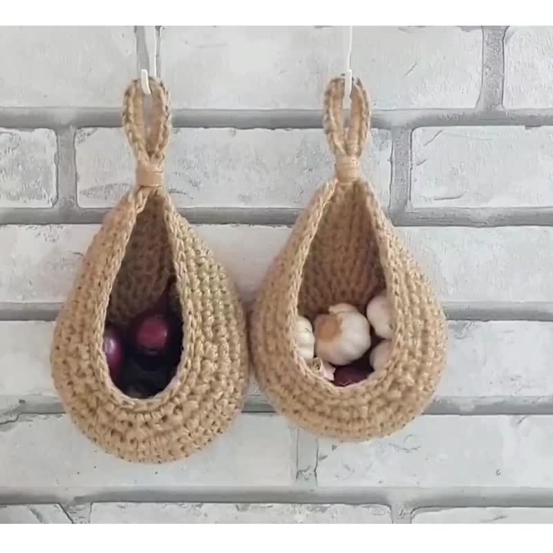 Kitchen minimalist decor ideas Hanging jute baskets set Moth - 置物架/篮子 - 棉．麻 卡其色