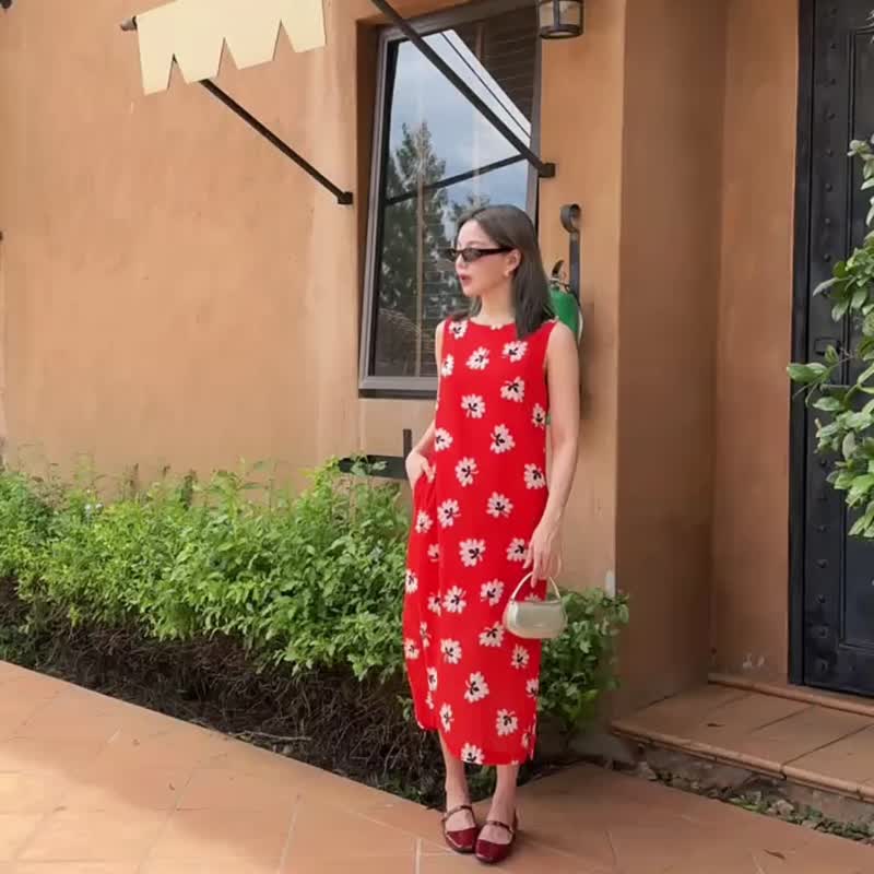 BIRUCHU SPICY DAISY DRESS -削肩连身裙，花痴图案，橙，红色，红色，粉红色，花卉图案 - 洋装/连衣裙 - 棉．麻 红色