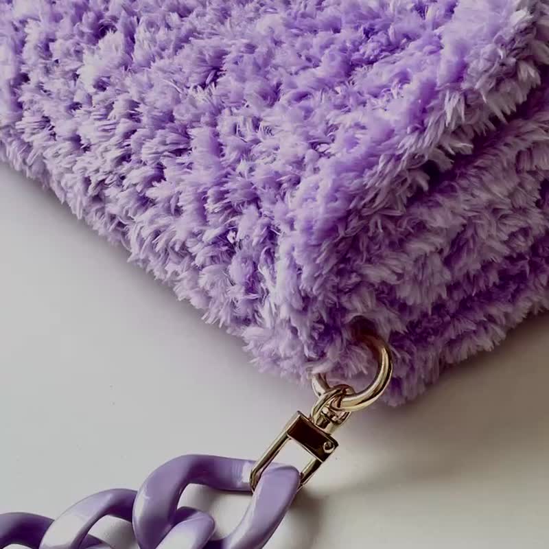 Lilac fur bag. Bag handmade. Crochet bag. Clutch fur. - 手拿包 - 聚酯纤维 紫色