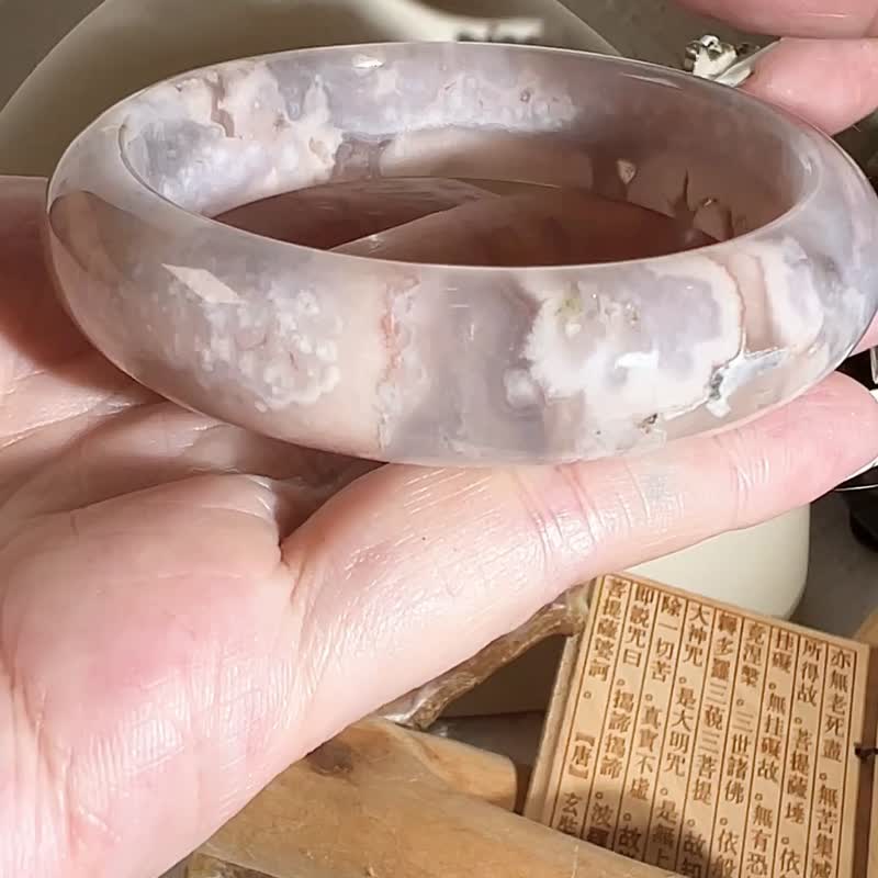 樱花玛瑙手镯 玛瑙手镯紫粉小宽带水墨套镯送镯心圈口54/55 - 手链/手环 - 玉石 