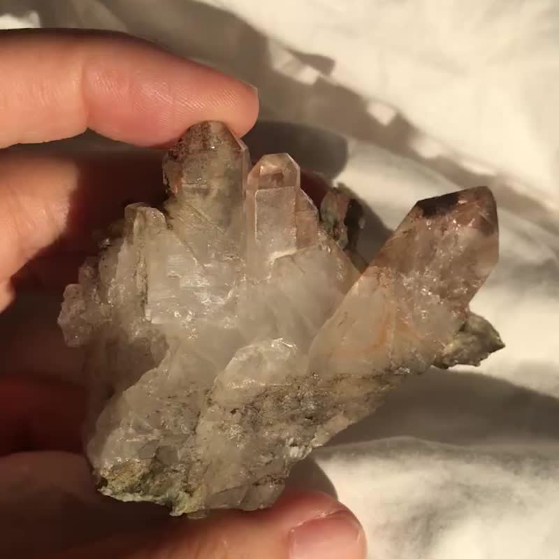 黄金彩虹皮 巴基斯坦 红幽灵 绿幽灵共生 缝合水晶城堡 白水晶 - 摆饰 - 水晶 多色