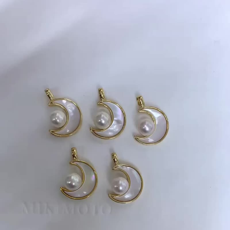 月亮 天然淡水珍珠 纯银 吊坠 赠金色表层银链 - 项链 - 珍珠 白色