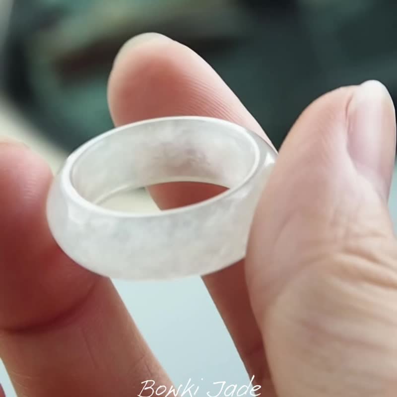 宝淇 -  宽版白冰戒指 - 天然 A 货翡翠 - 戒指 - 玉石 白色