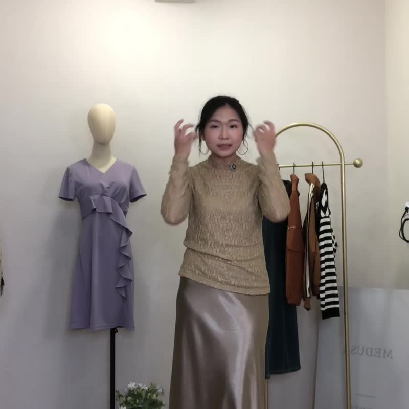 【MEDUSA】星辰高领立体蕾丝内搭上衣 - 3色(M-XL) | 高领上衣 - 女装上衣 - 尼龙 卡其色