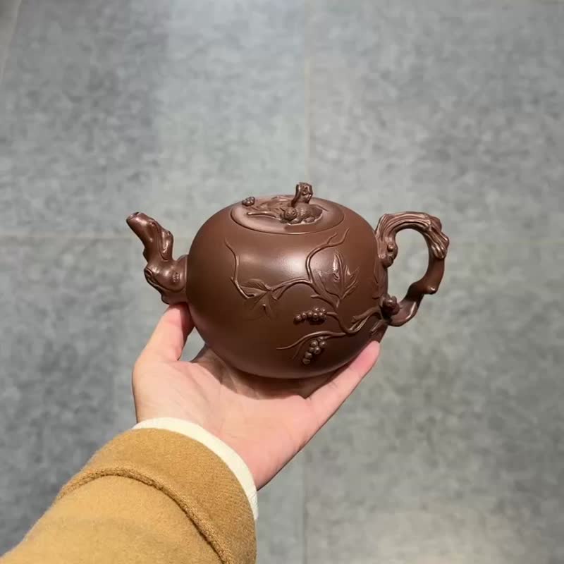 松鼠葡萄 全手工 正高工许学芳作品 容量350cc一厂紫泥子孙满堂 - 茶具/茶杯 - 陶 