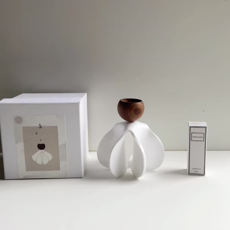 香氛扩香黑胡桃木圆蛋扩香器摆件瓷白亚克力创意无火香薰 - 香薰/精油/线香 - 木头 白色