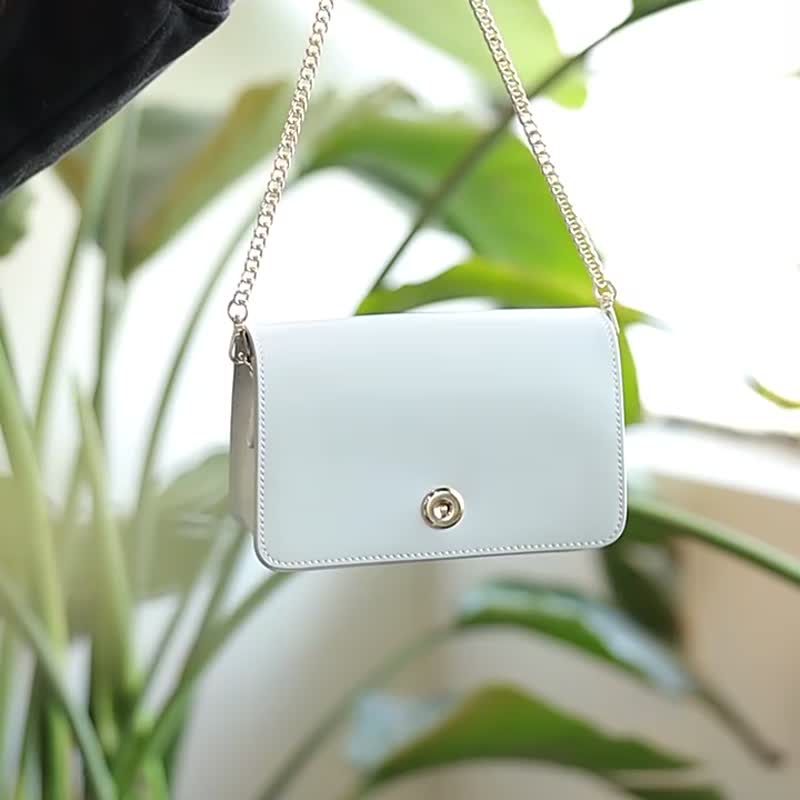 【生日礼物】蠢小鱼原创设计时尚斜背包单肩包真皮包包手拿包材 - 侧背包/斜挎包 - 真皮 蓝色