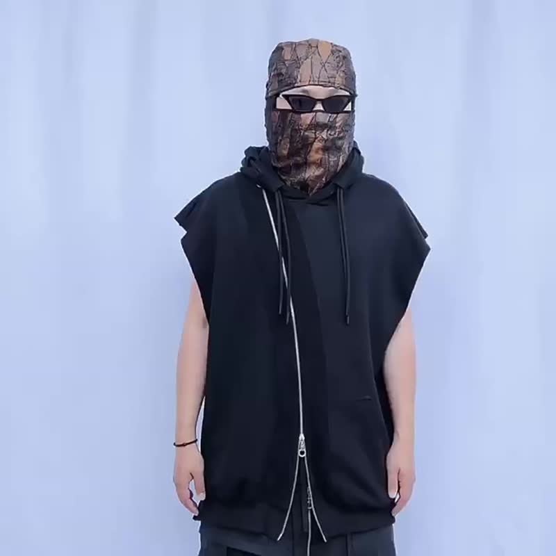 美式復古 原創裏布外翻小眾拉鏈無袖坎肩黑色衛衣 - 中性连帽卫衣/T 恤 - 棉．麻 黑色