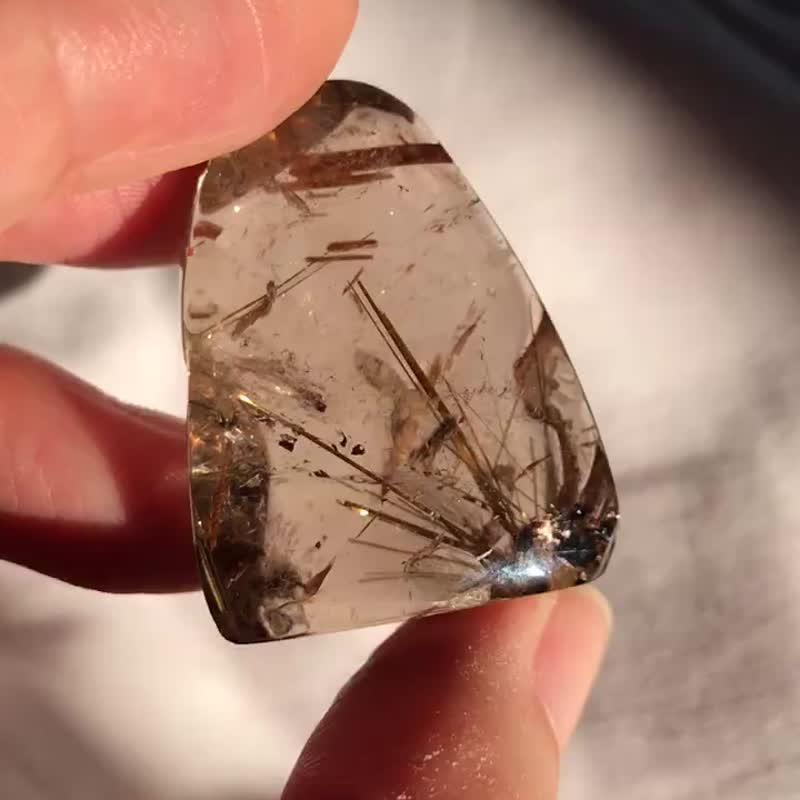 钛晶花 茶晶水晶簇 髪晶 金发晶 天然水晶 摆设 水晶原矿 原石 - 摆饰 - 水晶 金色