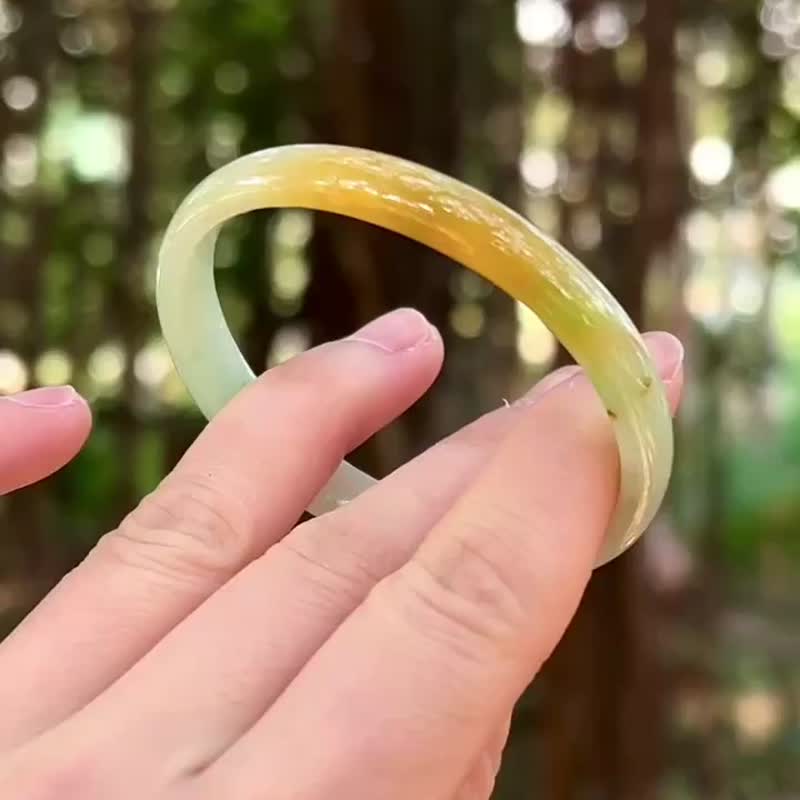 冰种 天然翡翠 缅甸翡翠 A玉 玉镯 • 糯冰种飘黄翡翠贵妃镯 - 手链/手环 - 石头 黄色
