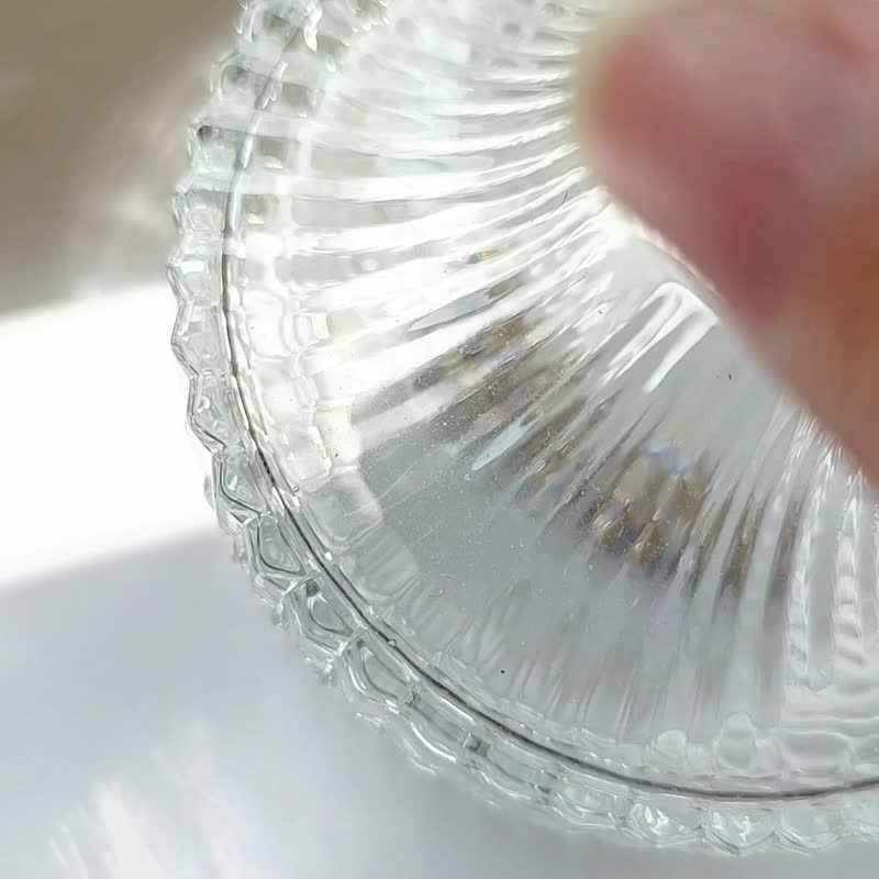 1KM清新小品•小花儿双色树脂耳环-2色 - 耳环/耳夹 - 树脂 