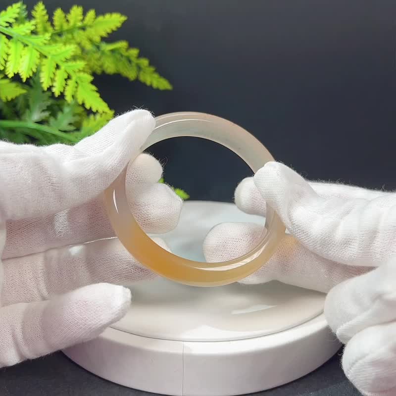 独特卡其色玛瑙手镯56MM 冰透起光飘花玉髓手环 静心冥想 显气质 - 手链/手环 - 半宝石 