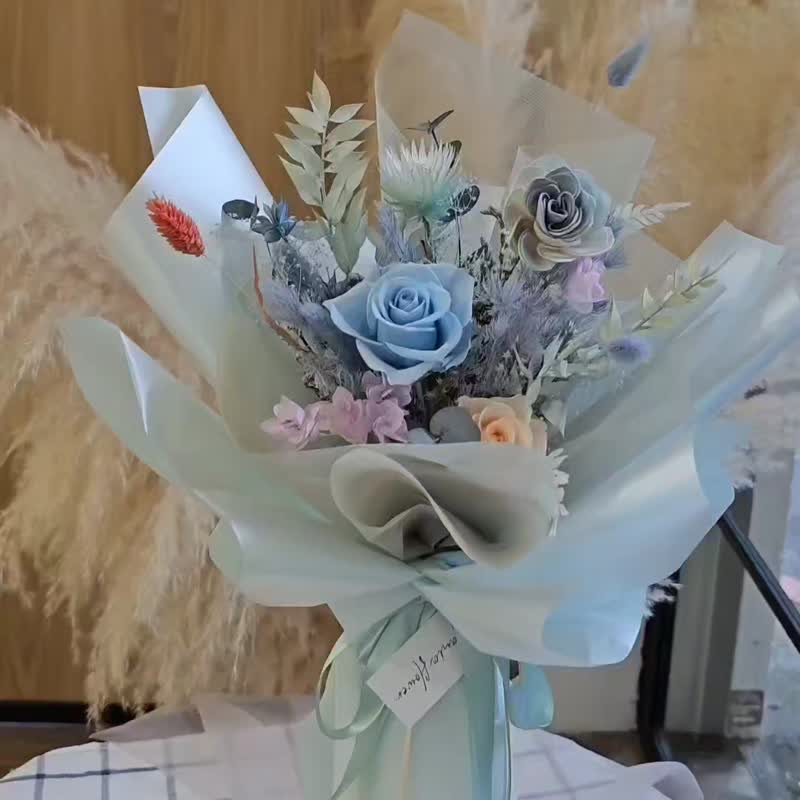 仙气爆棚的韩式包装花束。永生花体验 板桥。初学者可 一人开课 - 植栽 - 植物．花 